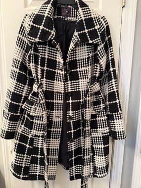 Forever 21 Black and White Plaid Trench Coat with Belt